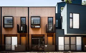 Urban Rest Port Adelaide Apartments